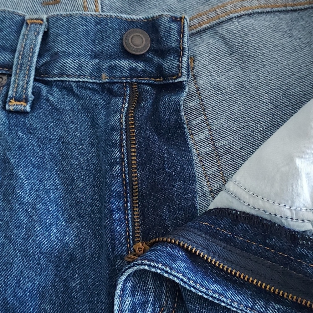 NWT Men's Berkley Jensen Relaxed Straight Lt Stonewash 5 Pocket Denim Jeans - Picture 17 of 17